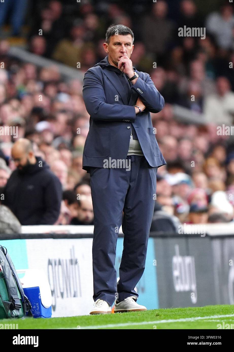 Hull City manager Sergej Jakirovic on the touchline during the Premier ...