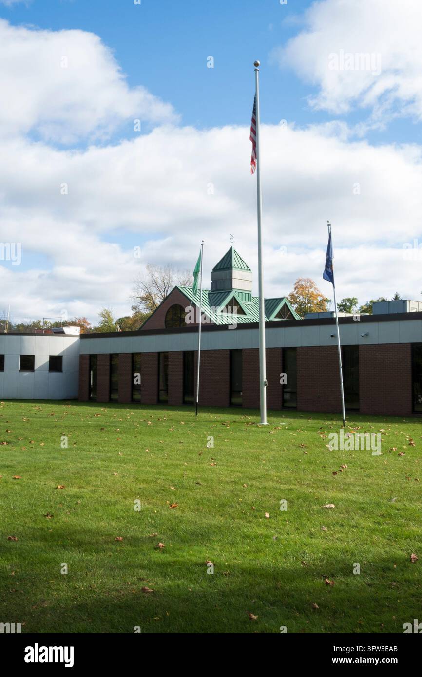 Long institutional building complex hi-res stock photography and images ...
