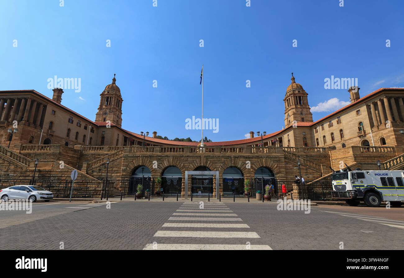 Oct 17 2026 hi-res stock photography and images - Alamy