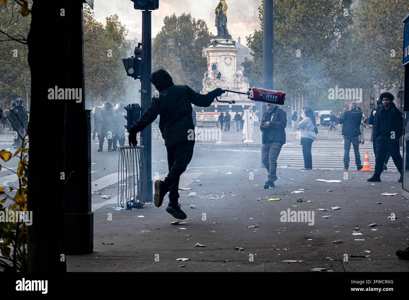 17 october 2026 hi-res stock photography and images - Alamy
