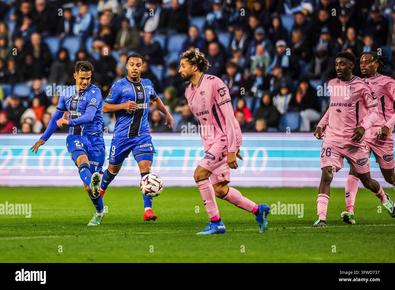 Romain FAIVRE of AJ Auxerre scores his goal during Ligue 1 McDonald's ...