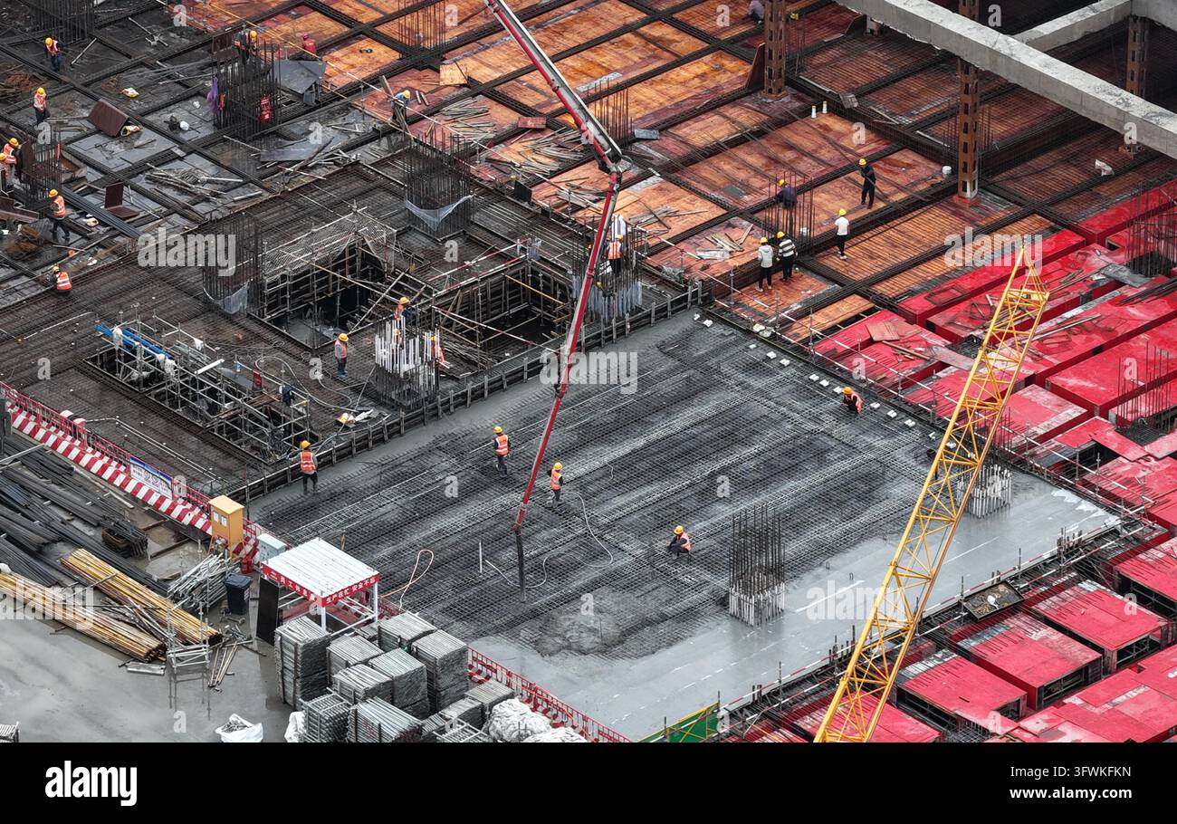 The integrated transportation hub project of Yangzhou East Railway ...