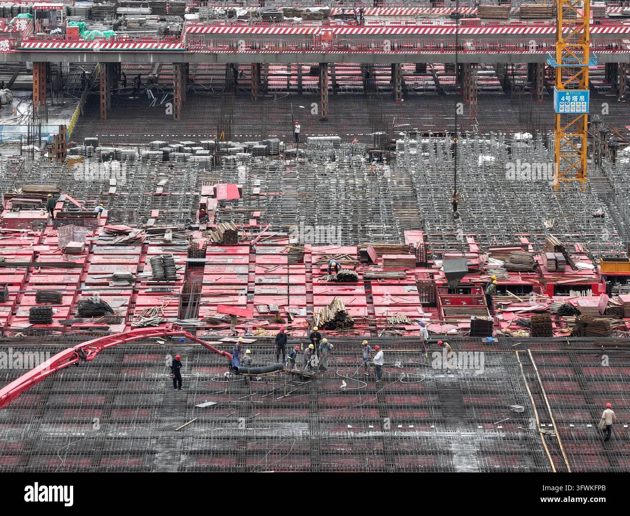The integrated transportation hub project of Yangzhou East Railway ...