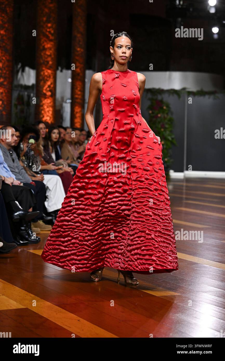A model parades with design Genoveva Hita during Atelier Couture 16 ...