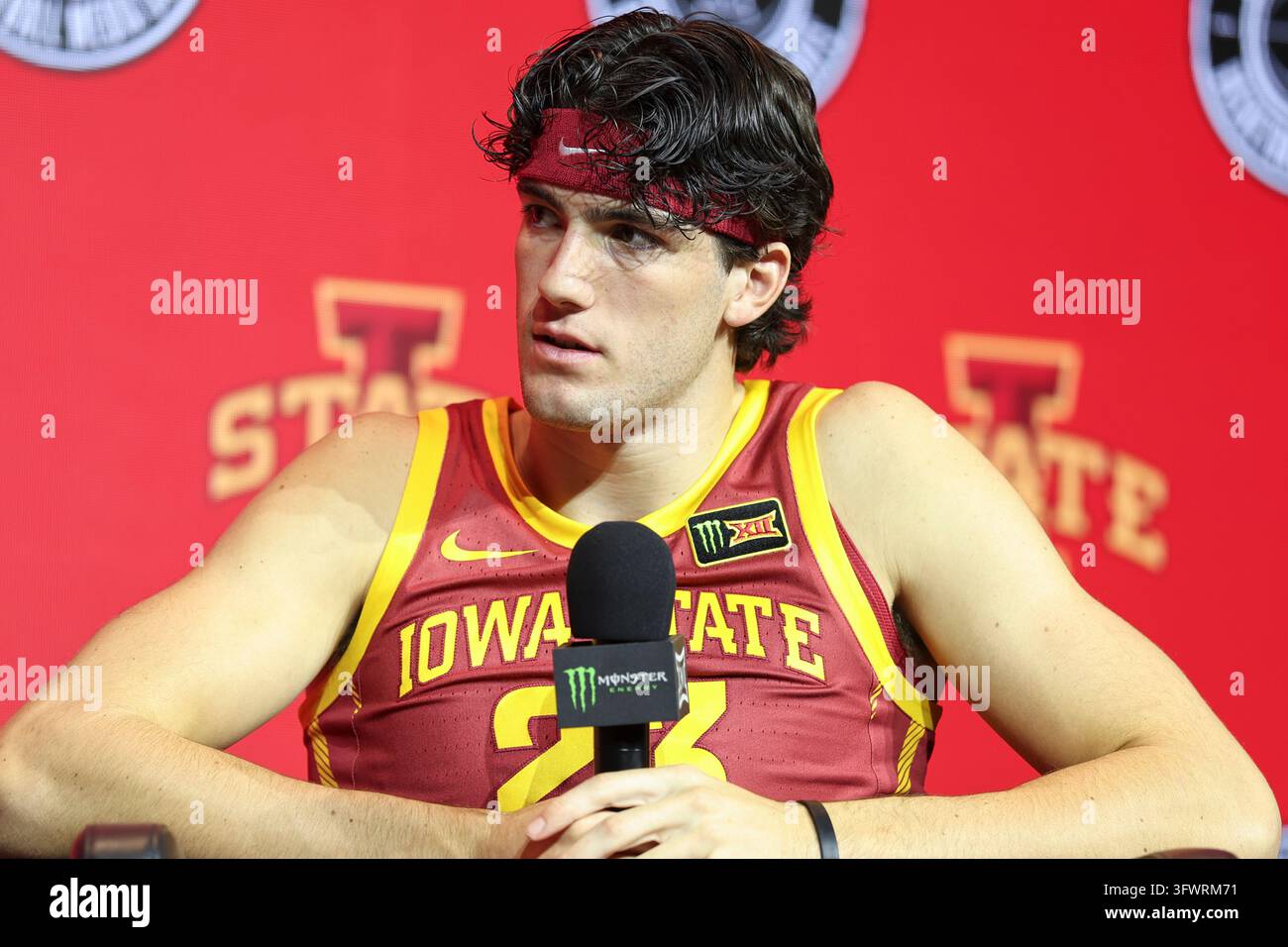MANHATTAN, KS - OCTOBER 17: Blake Buchanan of theIowa State Cyclones ...
