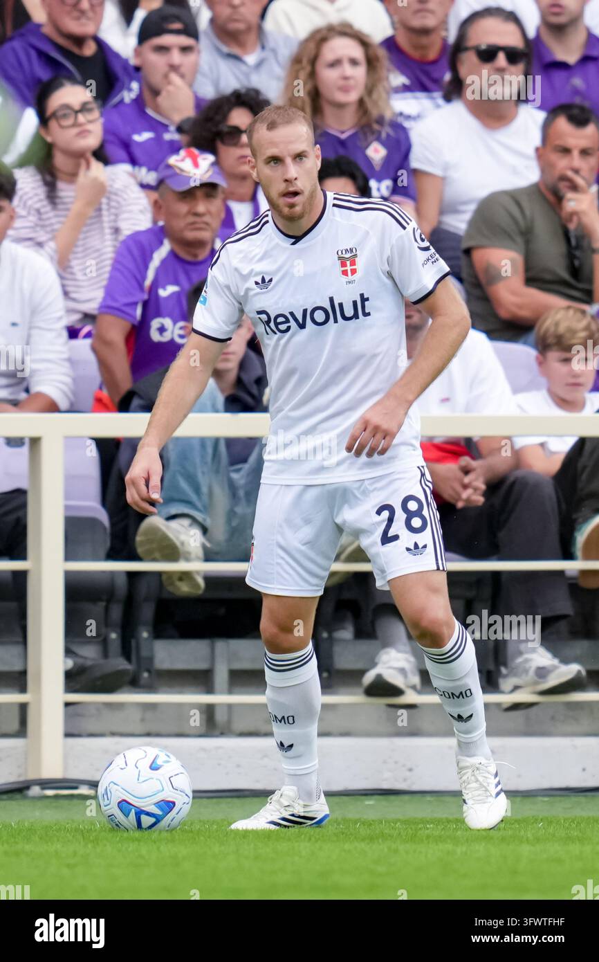 Ivan Smolcic of Como 1907 in action during the Serie A Enilive match ...