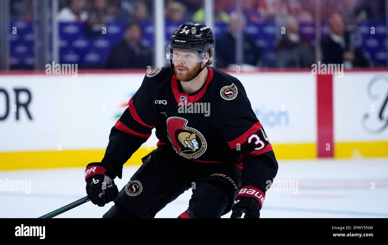 Stephin Model Ottawa Senators' Stephen Halliday plays during an NHL hockey game ...