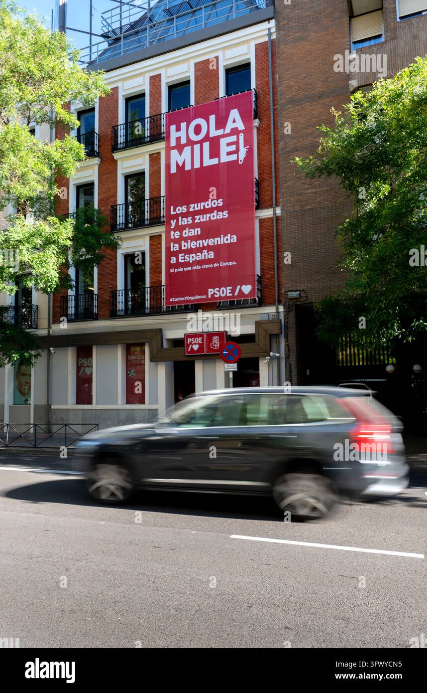 A banner displayed at the PSOE headquarters in Ferraz, on 21 October ...
