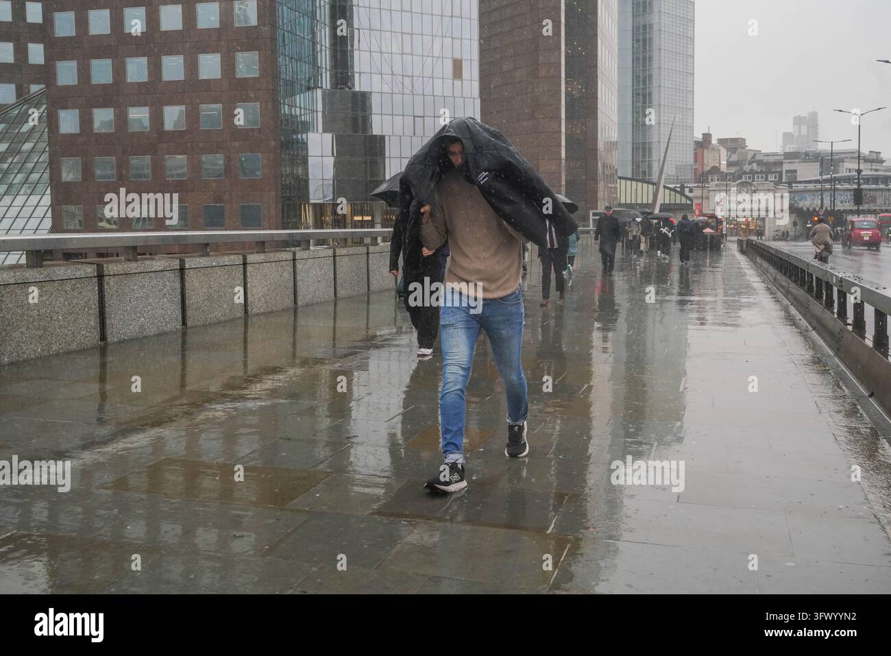 Html Brave October 2026 storm hi-res stock photography and images - Alamy