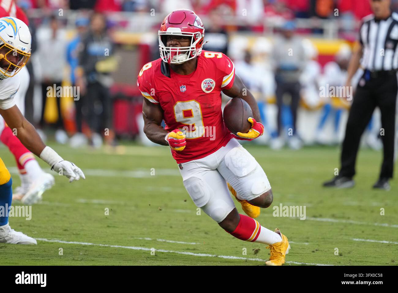 Kansas City Chiefs Running Back Kenneth Walker III Runs Against The Los kansas-city-chiefs-running-back-kenneth-walker-iii-runs-against-the-los