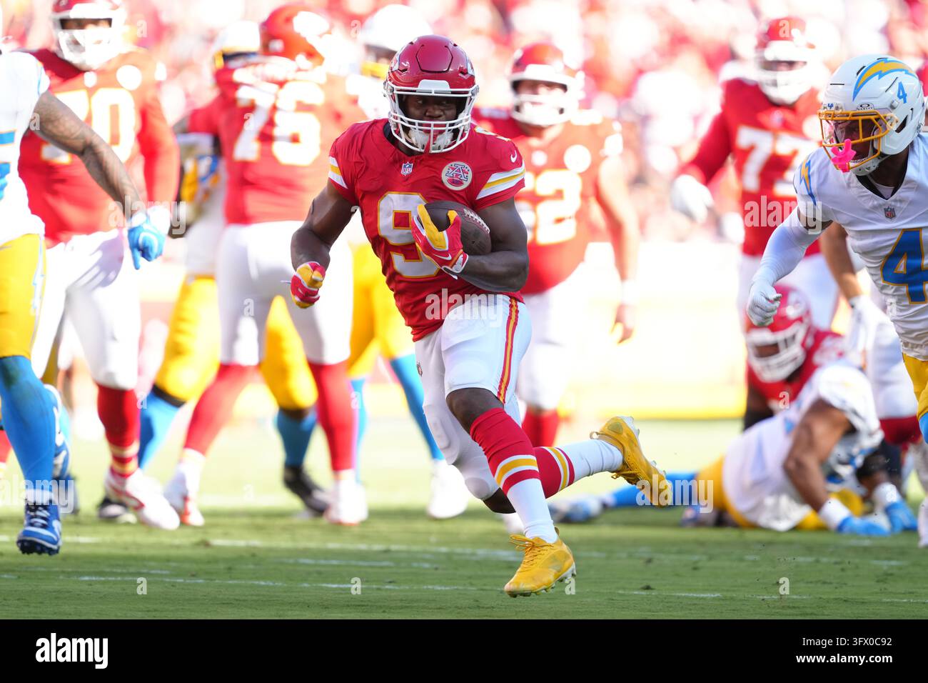 Kansas City Chiefs Running Back Kenneth Walker III Runs Against The Los kansas-city-chiefs-running-back-kenneth-walker-iii-runs-against-the-los
