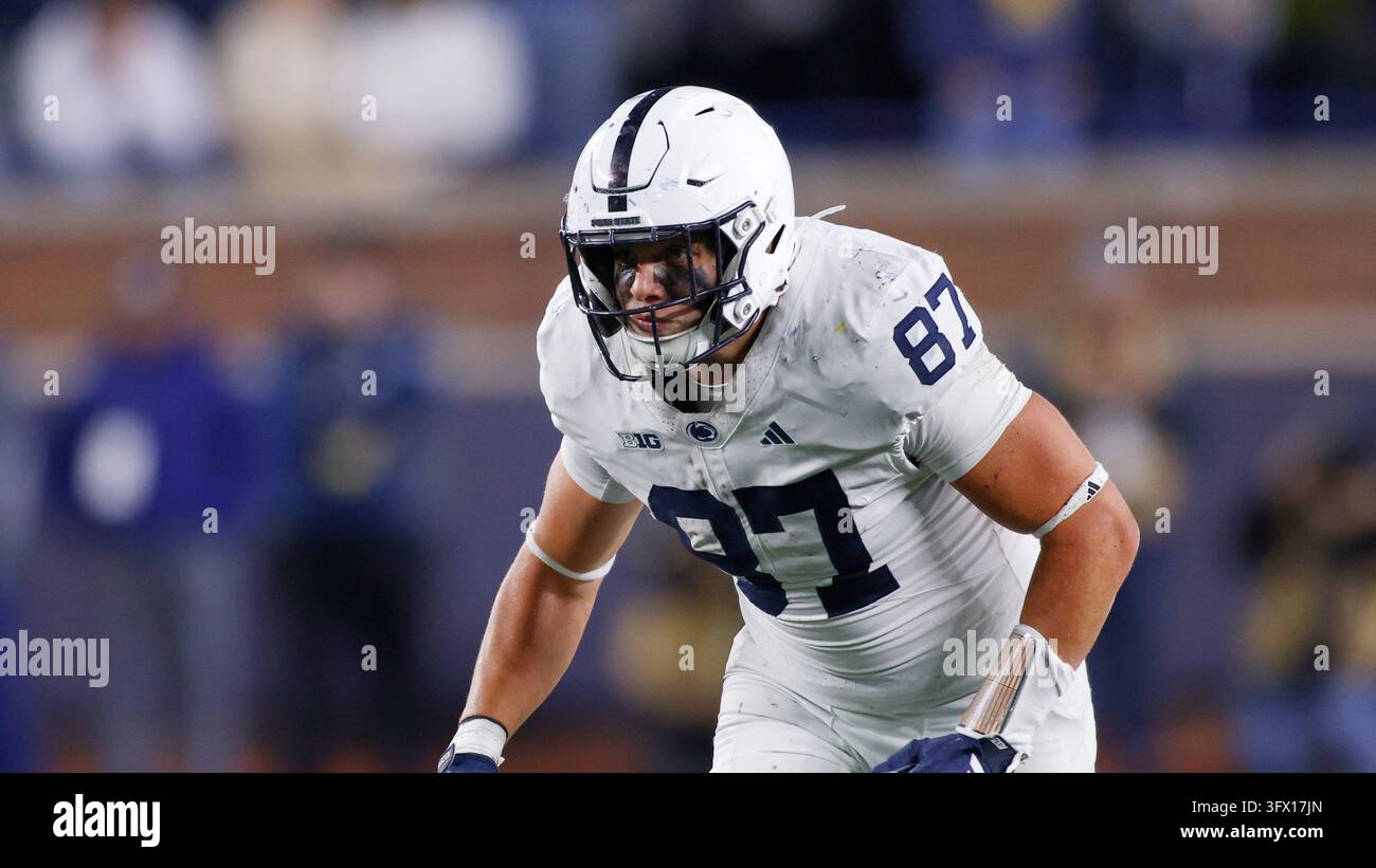 Penn State's Andrew Rappleyea plays during an NCAA football game on ...