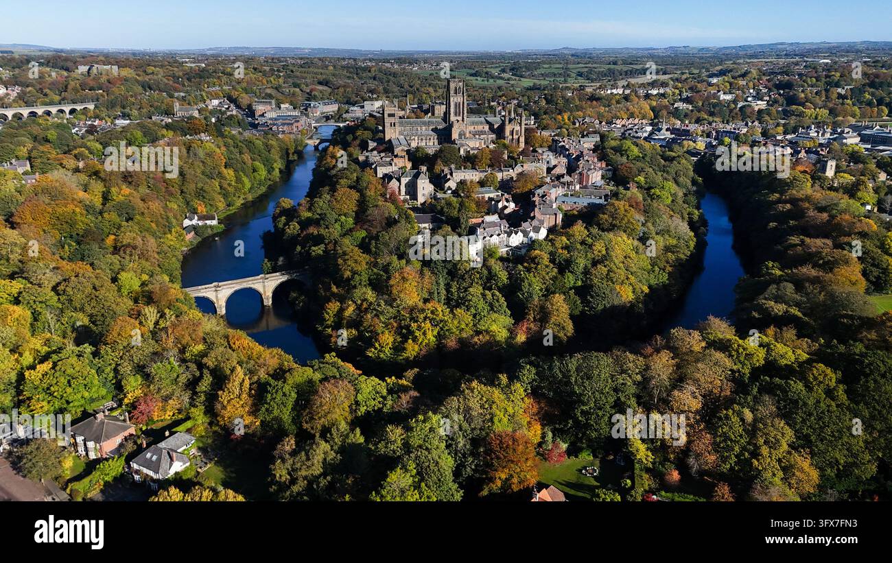 Date Image Autumn colours next to River Wear in Durham with Durham Cathedral in ...