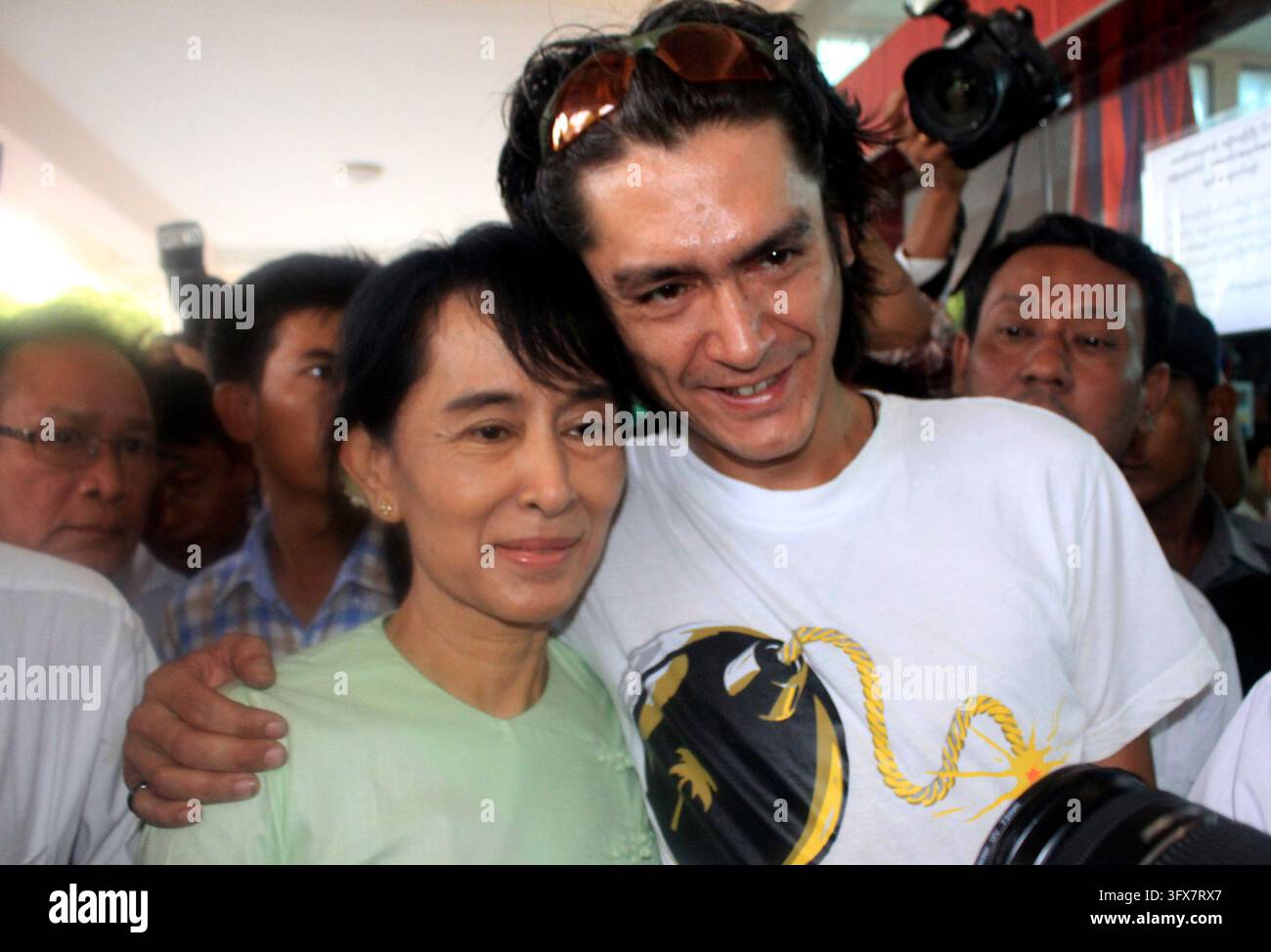 FILE- Myanmar democracy icon Aung San Suu Kyi and her son Kim Aris pose ...