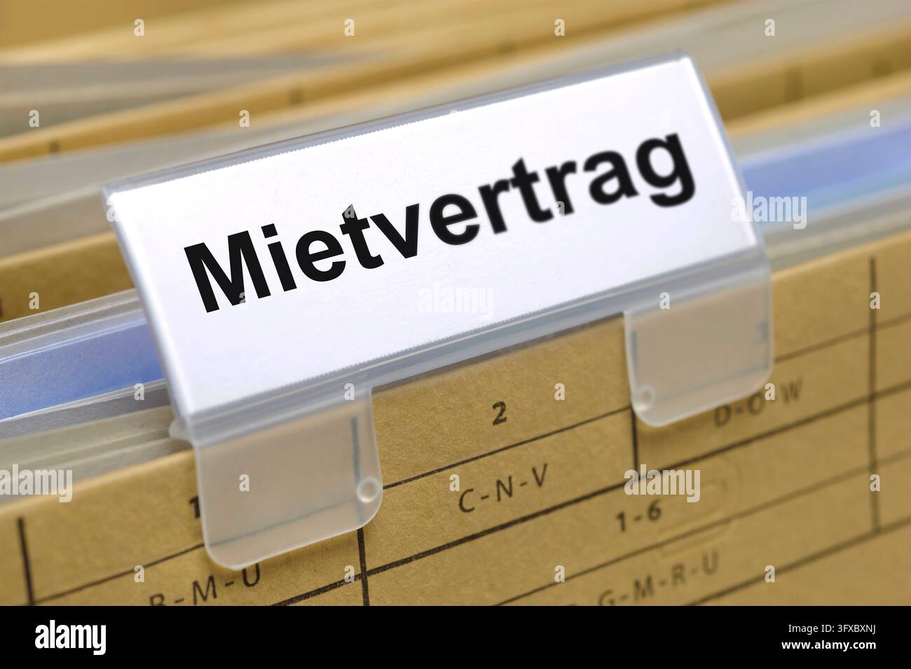 Mietvertrag Der Reiter von einer Hängeregistratur für Akten und ...