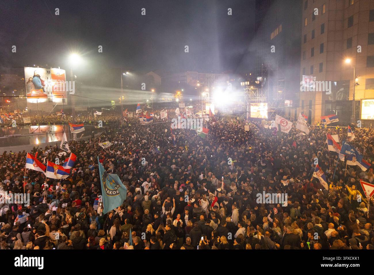 Supporters during the final election campaign rally of the 'Student ...