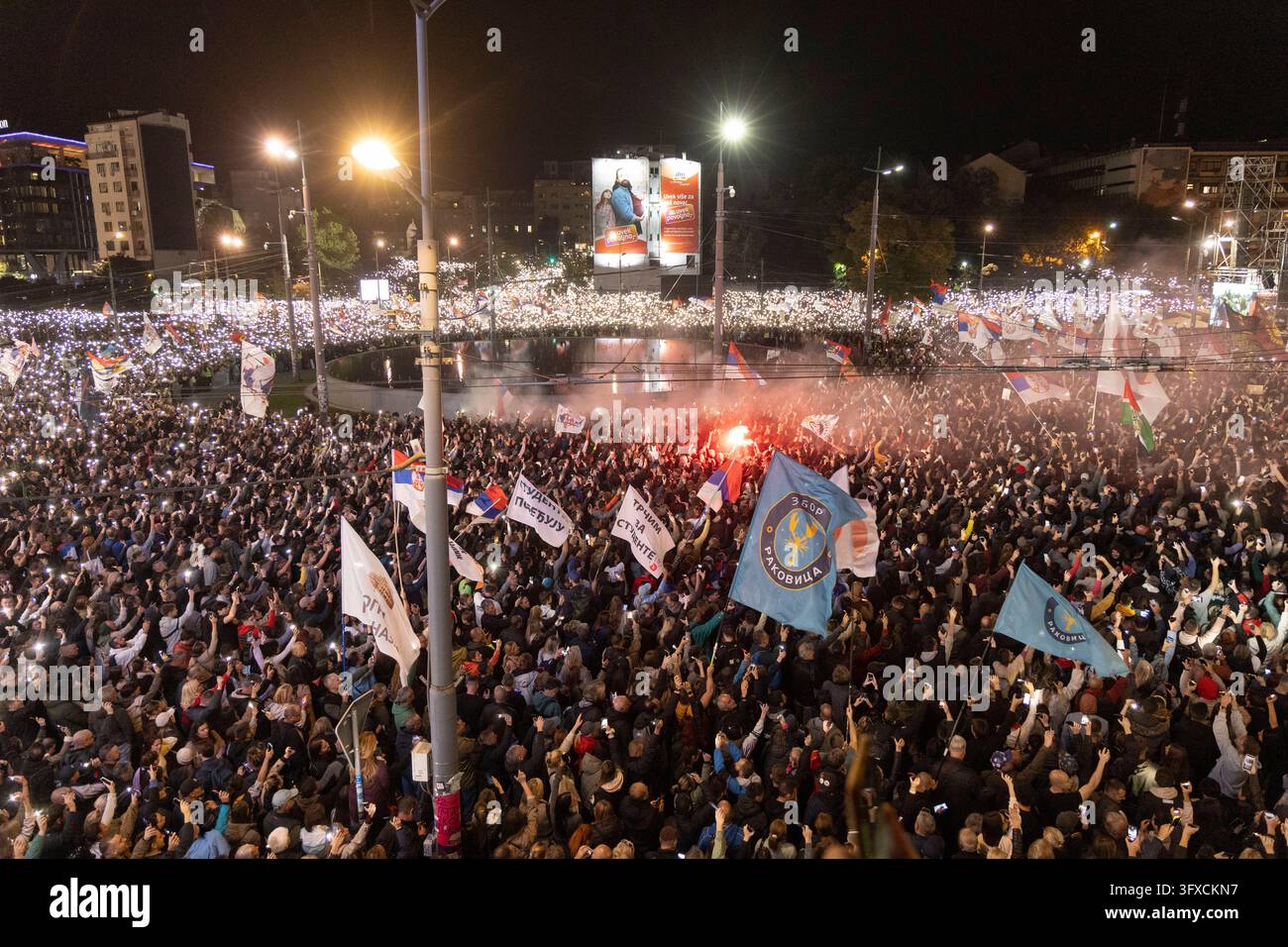 Supporters during the final election campaign rally of the 'Student ...