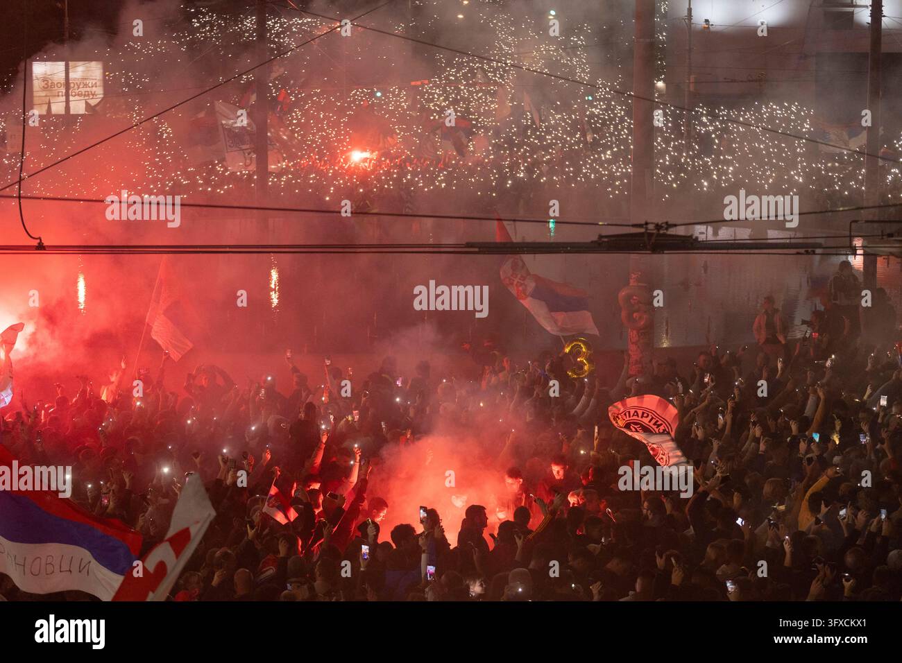 Supporters during the final election campaign rally of the 'Student ...
