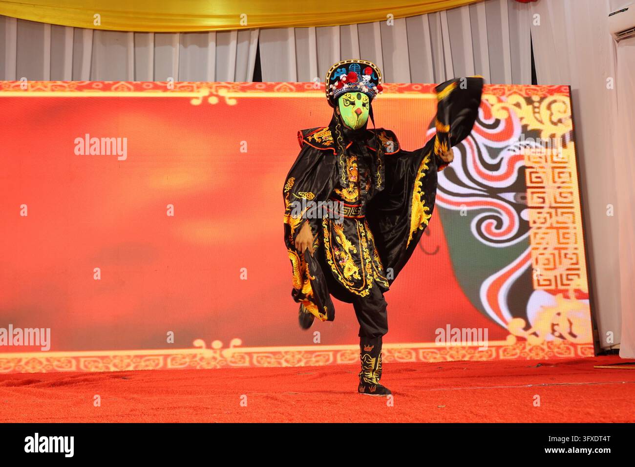 (261022) -- ACCRA, Oct. 22, 2026 (Xinhua) -- This file photo taken on ...