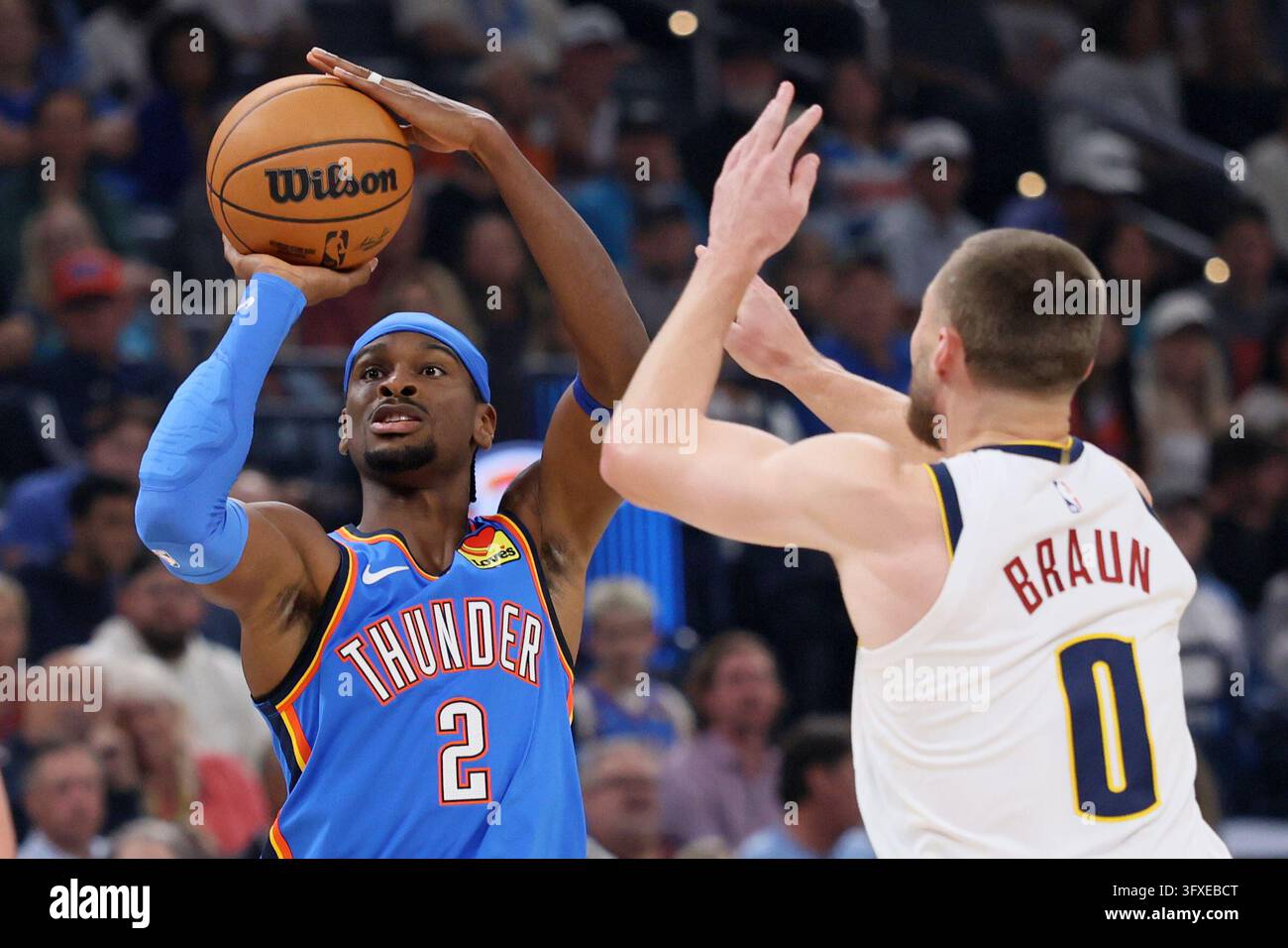 Thgunder Vector Oklahoma City Thunder guard Shai Gilgeous-Alexander (2) looks to shoot ...