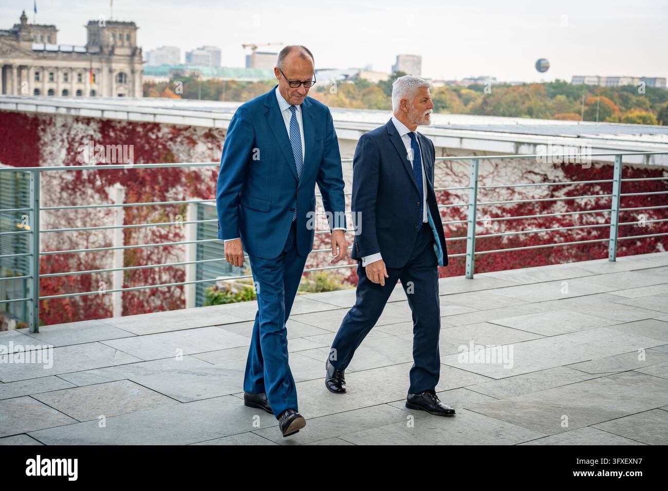 Bundeskanzler Friedrich Merz empfängt den Präsidenten der Tschechischen ...