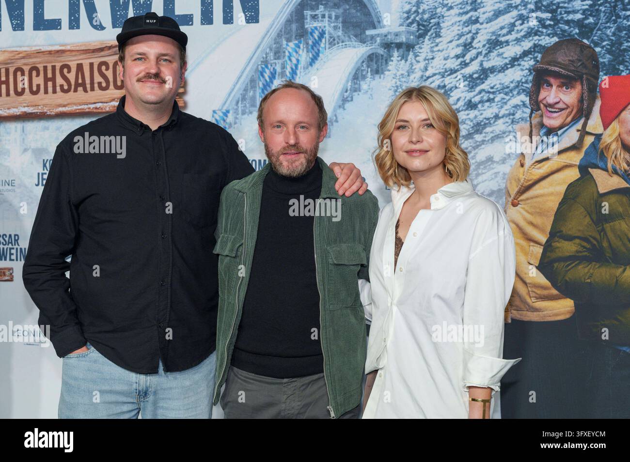 Frederic Linkemann, Florian Brückner und Sarah Thonig bei der Premiere ...