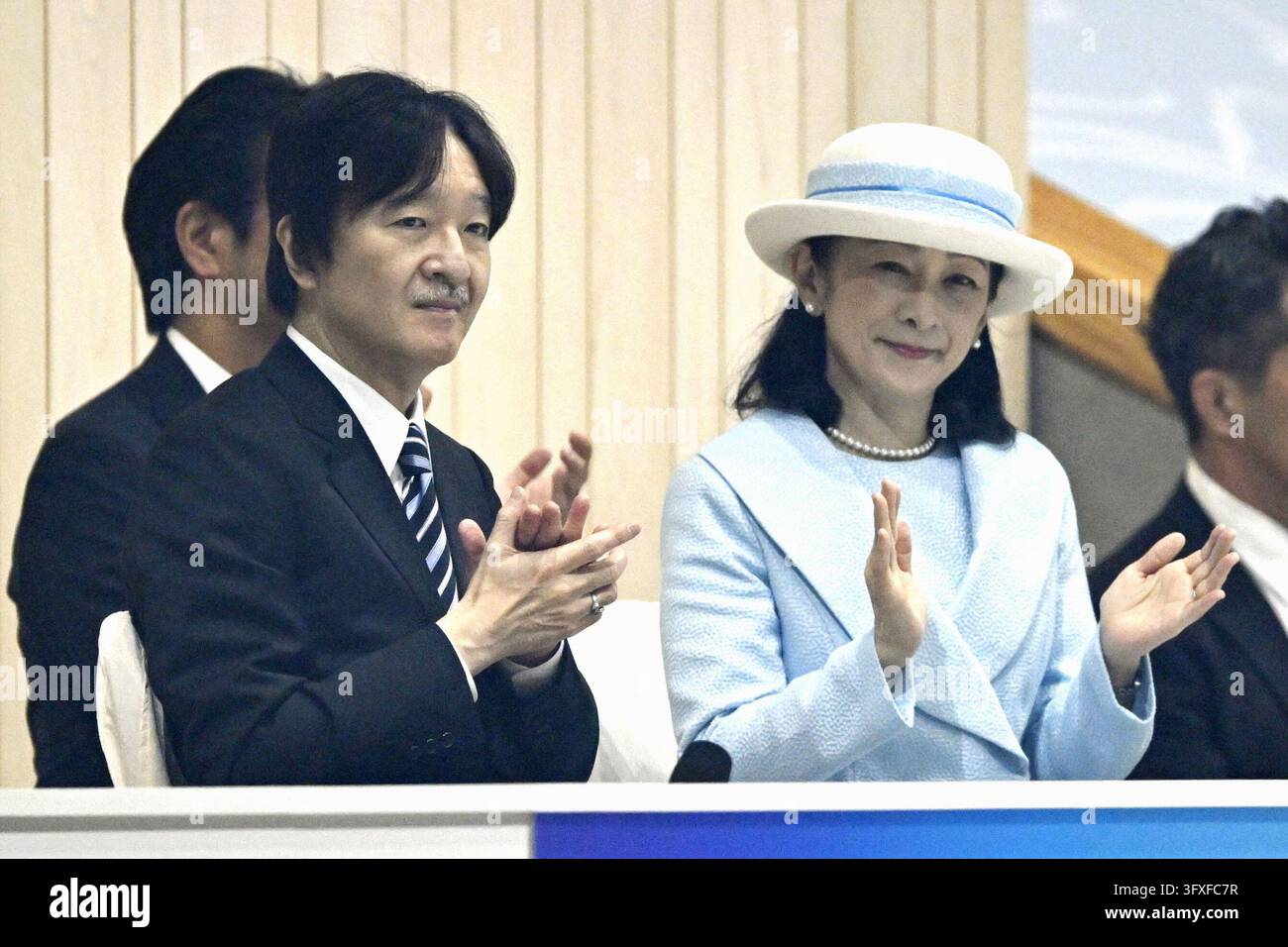 Princess Crown Vector R Japan's Crown Prince Fumihito and Crown Princess Kiko attend the ...