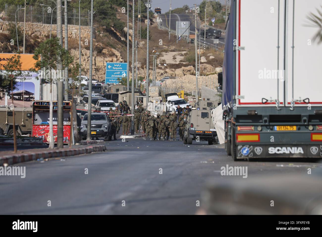 HEBRON, PALESTINE, OCTOBER 23, 2026: The scene at the Farsh al-Hawa ...