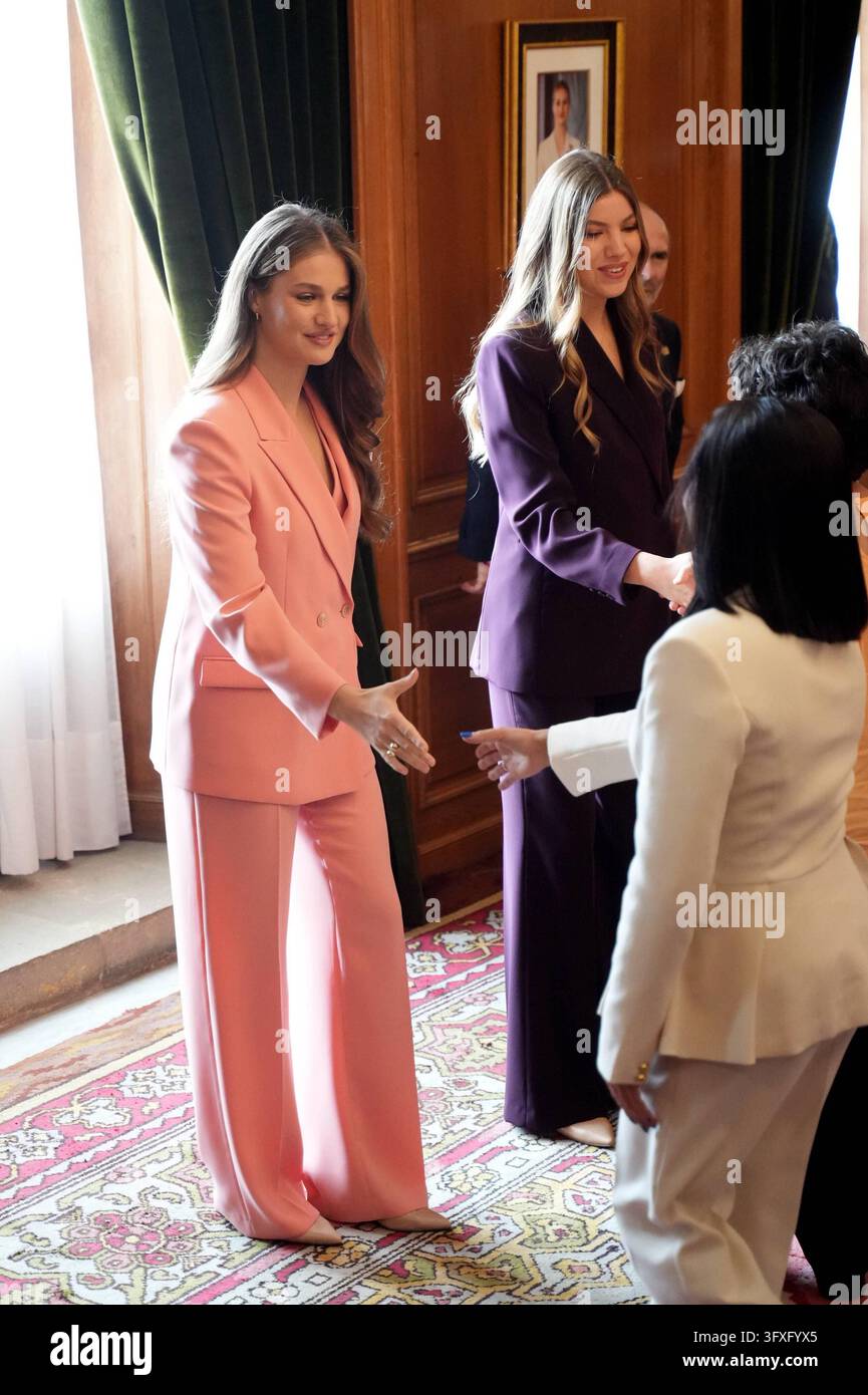 Princess Leonor de Borbon and Sofia de Borbon during an audience with ...