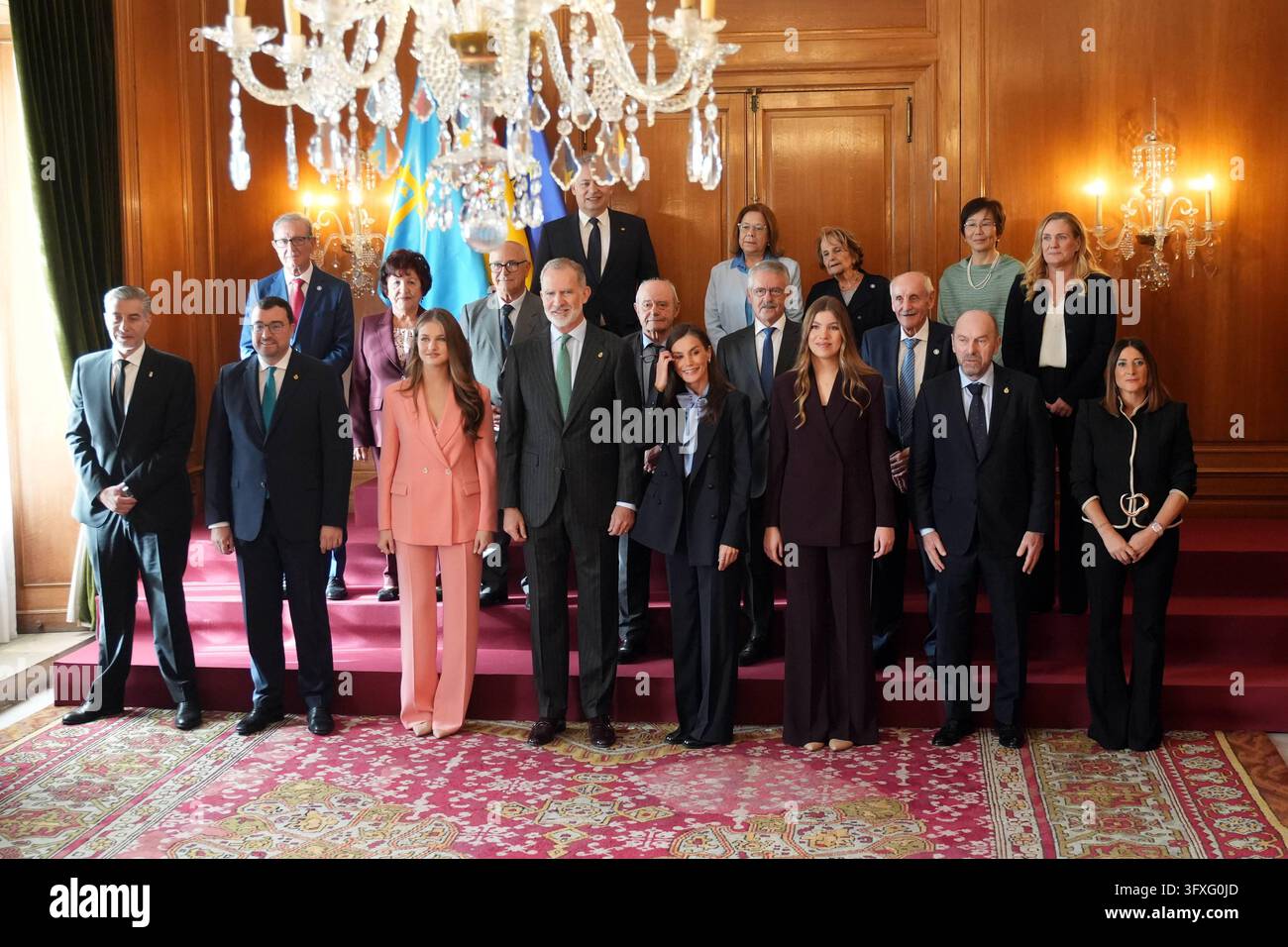 Spanish King Felipe and Queen Letizia with Princess Leonor de Borbon ...