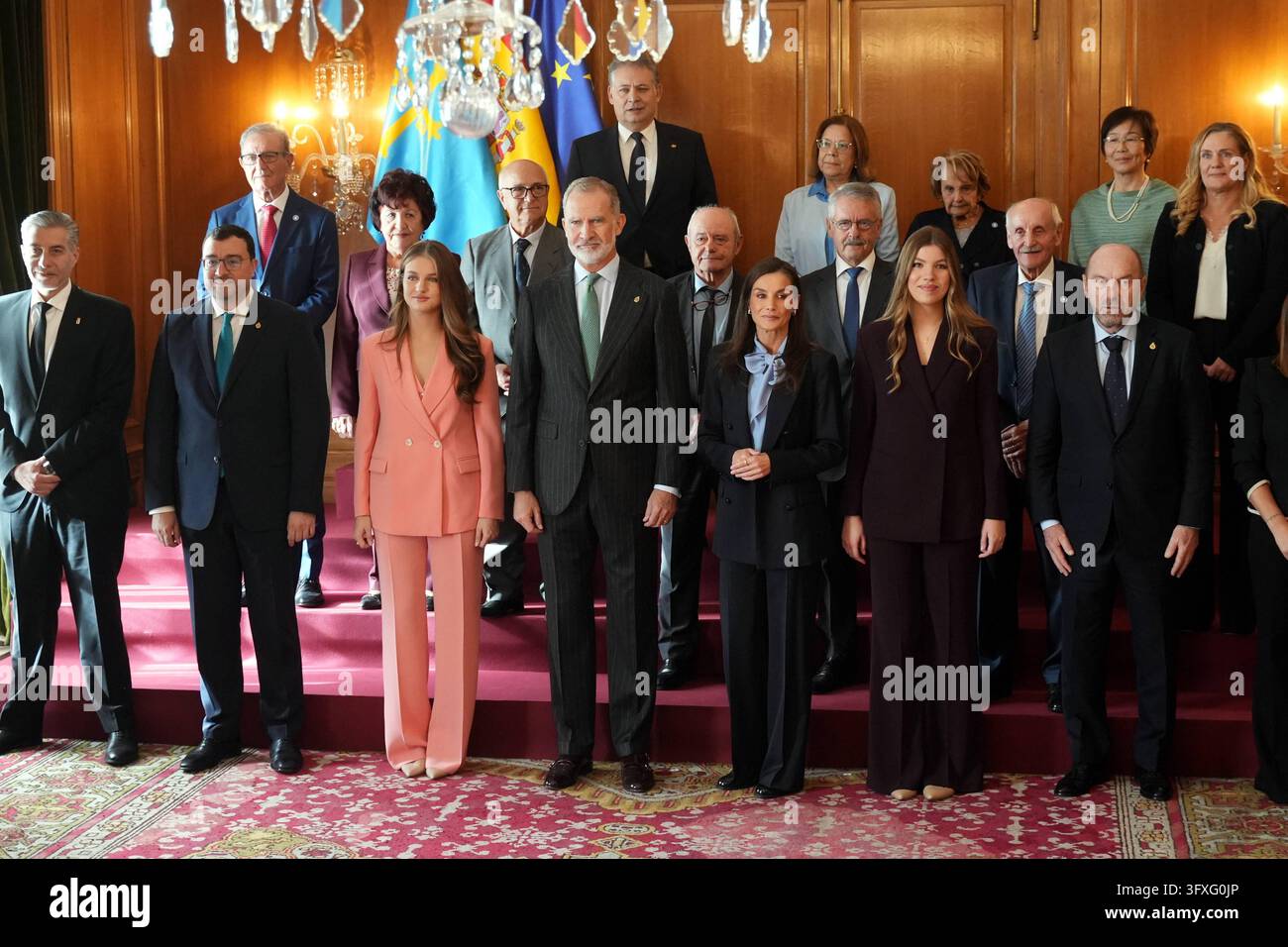 Spanish King Felipe and Queen Letizia with Princess Leonor de Borbon ...