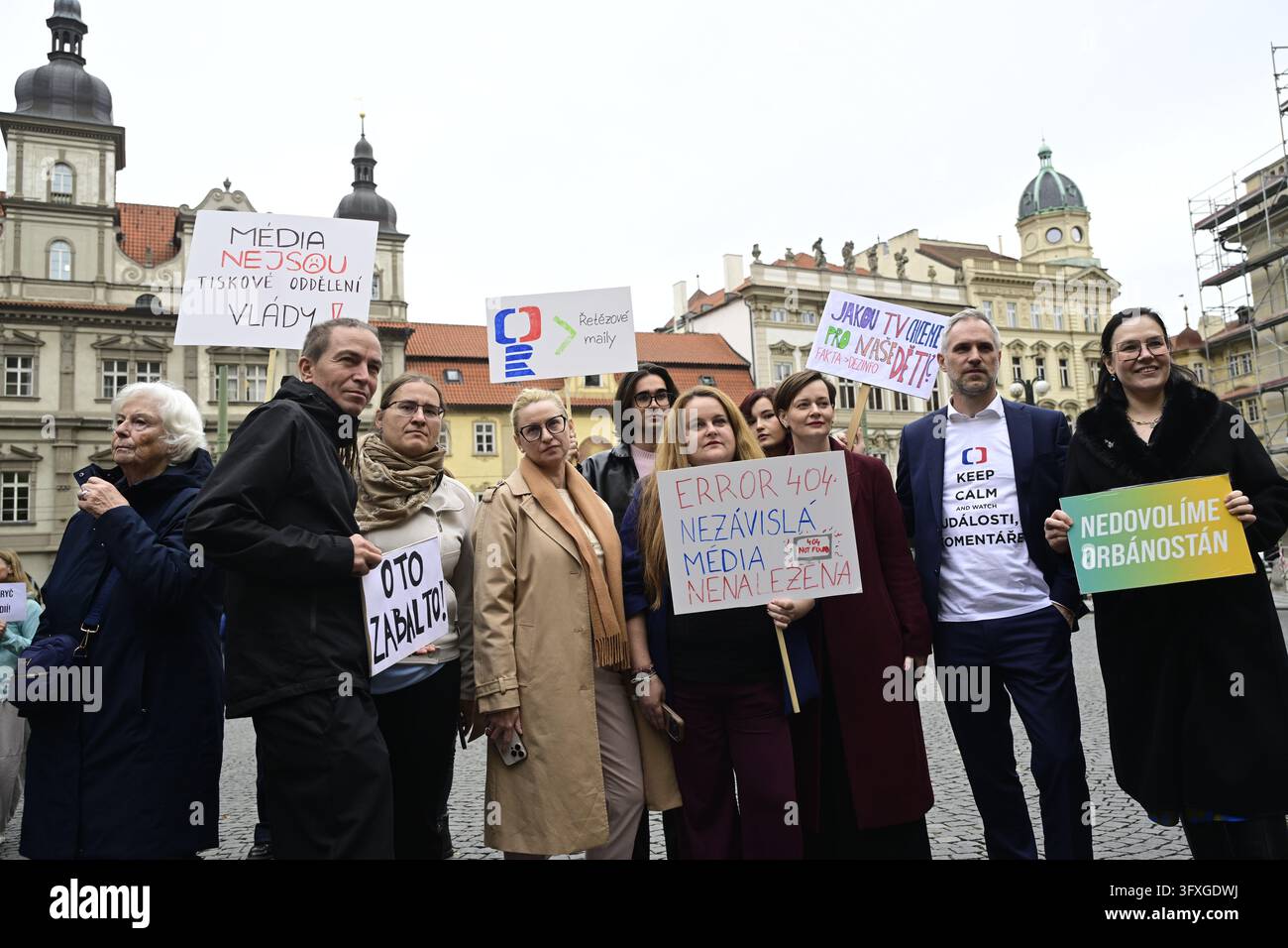 First Republic Square ***CAPTION CORRECTION*** People demonstrate against the governing ...