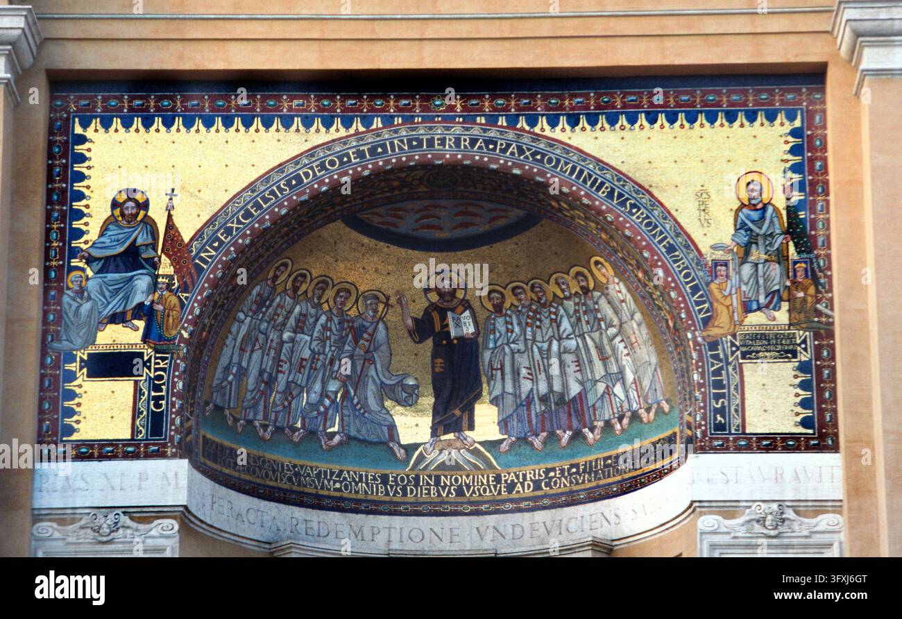 Mosaic of Jesus Christ Commisioning the Apostles Triclinium Leoninum ...