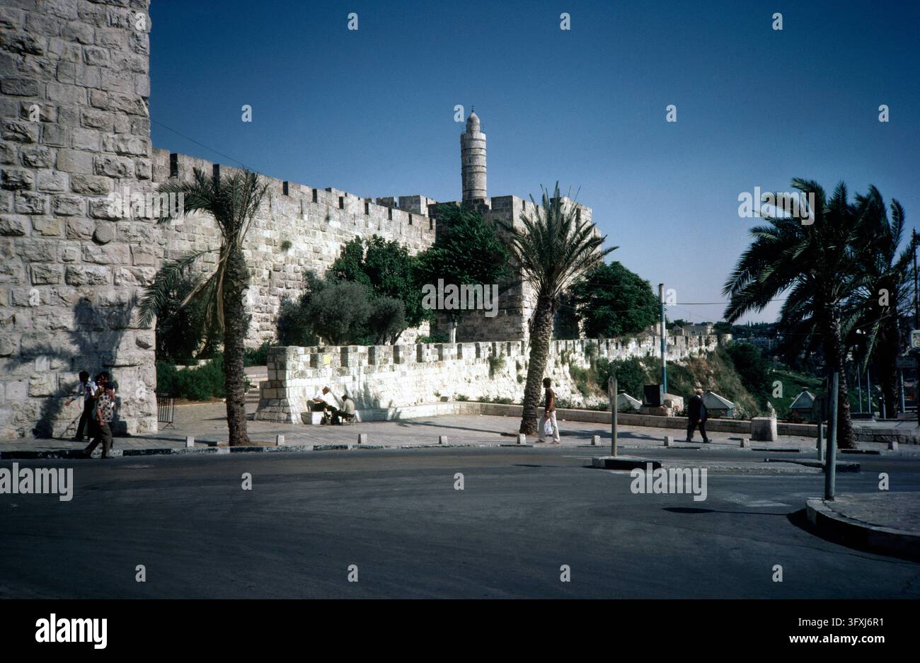 Gate Lookup Jaffa Gate Jerusalem Israel (Joan Wakelin Stock Photo - Alamy