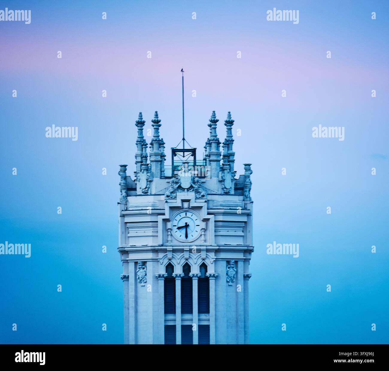 Clock tower cibeles palace hi-res stock photography and images - Alamy