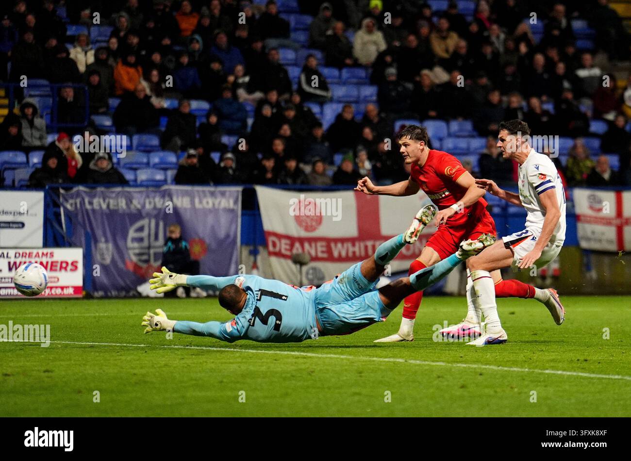 Score Sheet Using Html Middlesbrough's Will Lankshear (centre) scores his sides fifth goal ...