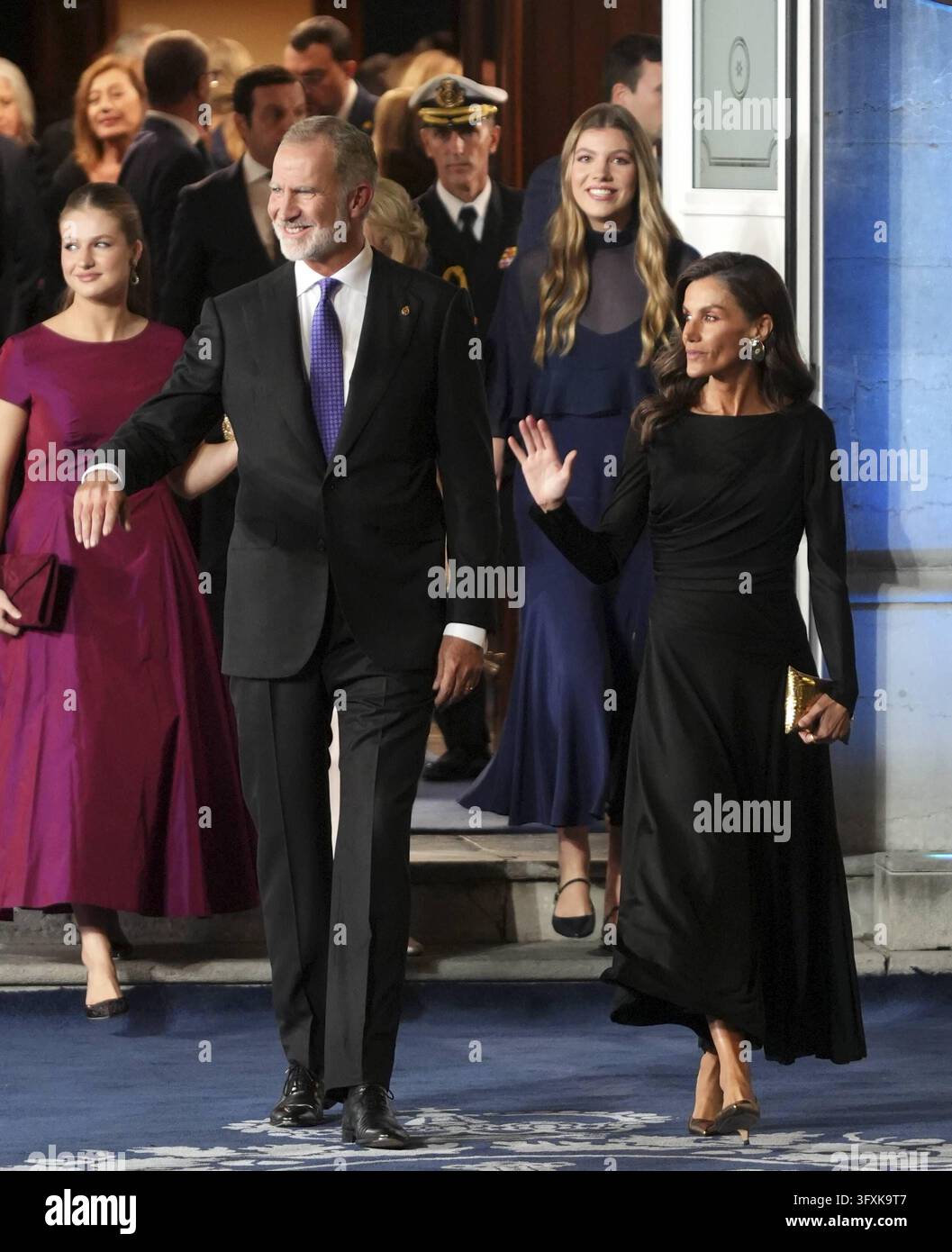 Spanish King Felipe VI and Queen Letizia during the Princess of ...