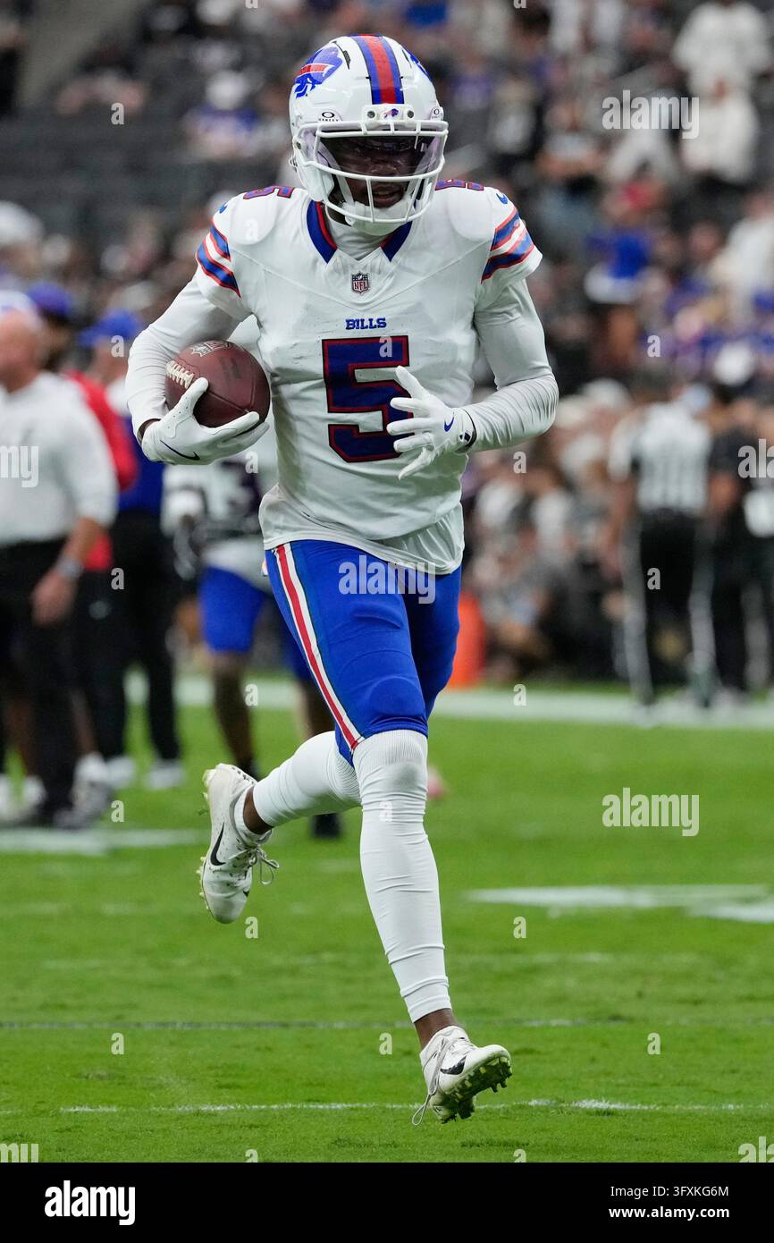 Buffalo Bills wide receiver Joshua Palmer (5) warms up before an NFL ...