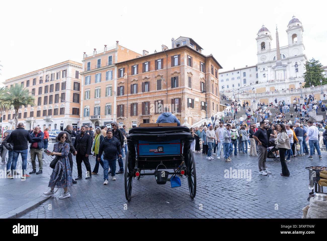 IPA90107235 - Botticella at the Spanish Steps in Rome Stock Photo - Alamy