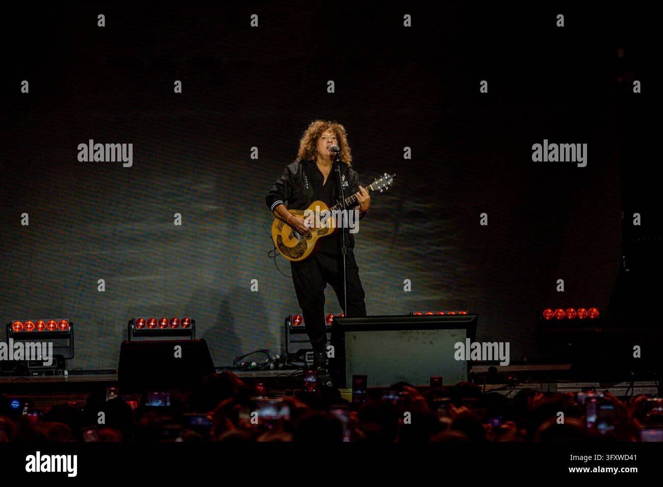 Singer-songwriter Rosana during her performance at the Cadena 100 ...