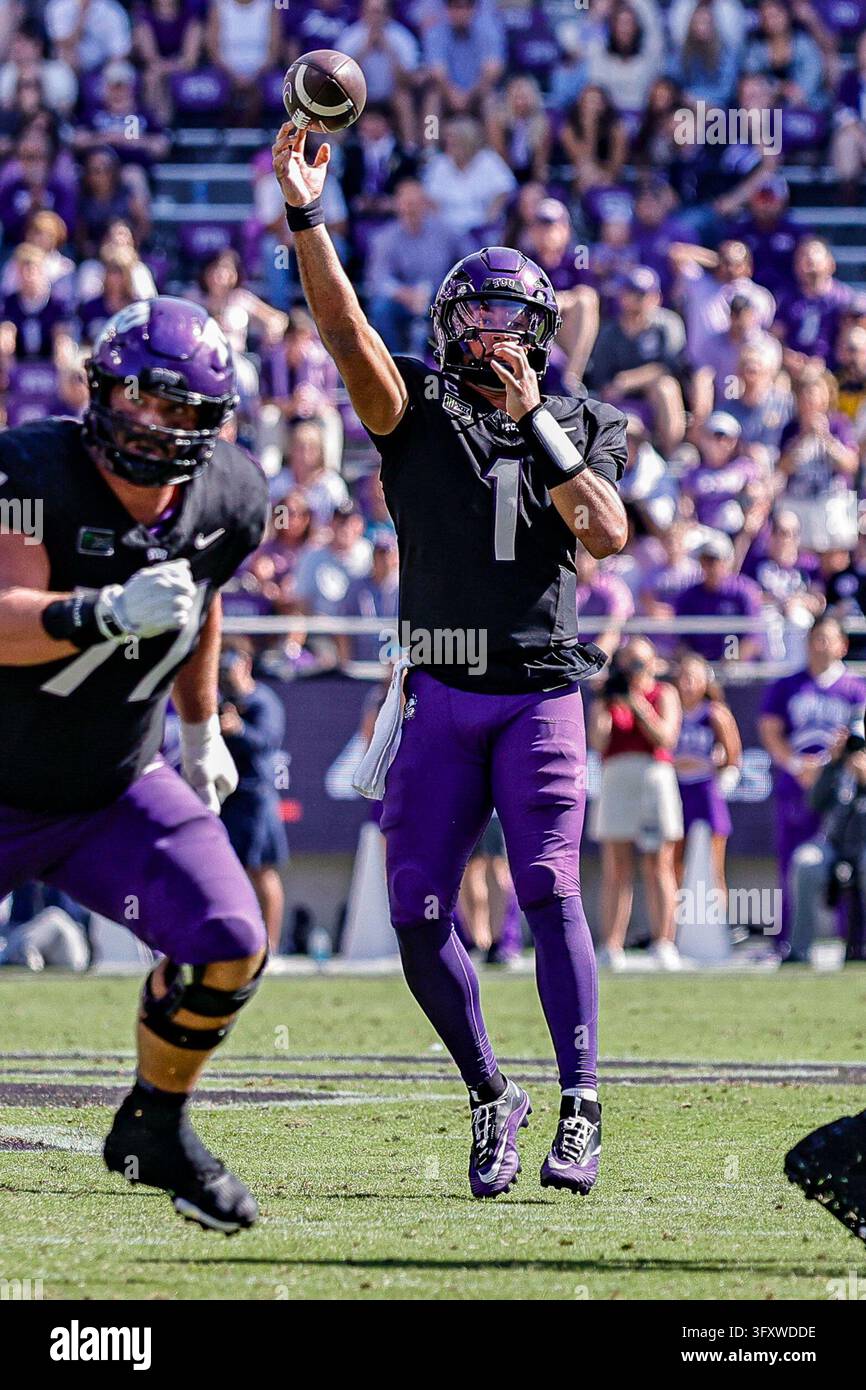 FORT WORTH, TX - OCTOBER 24: Texas Christian University Horned Frogs ...
