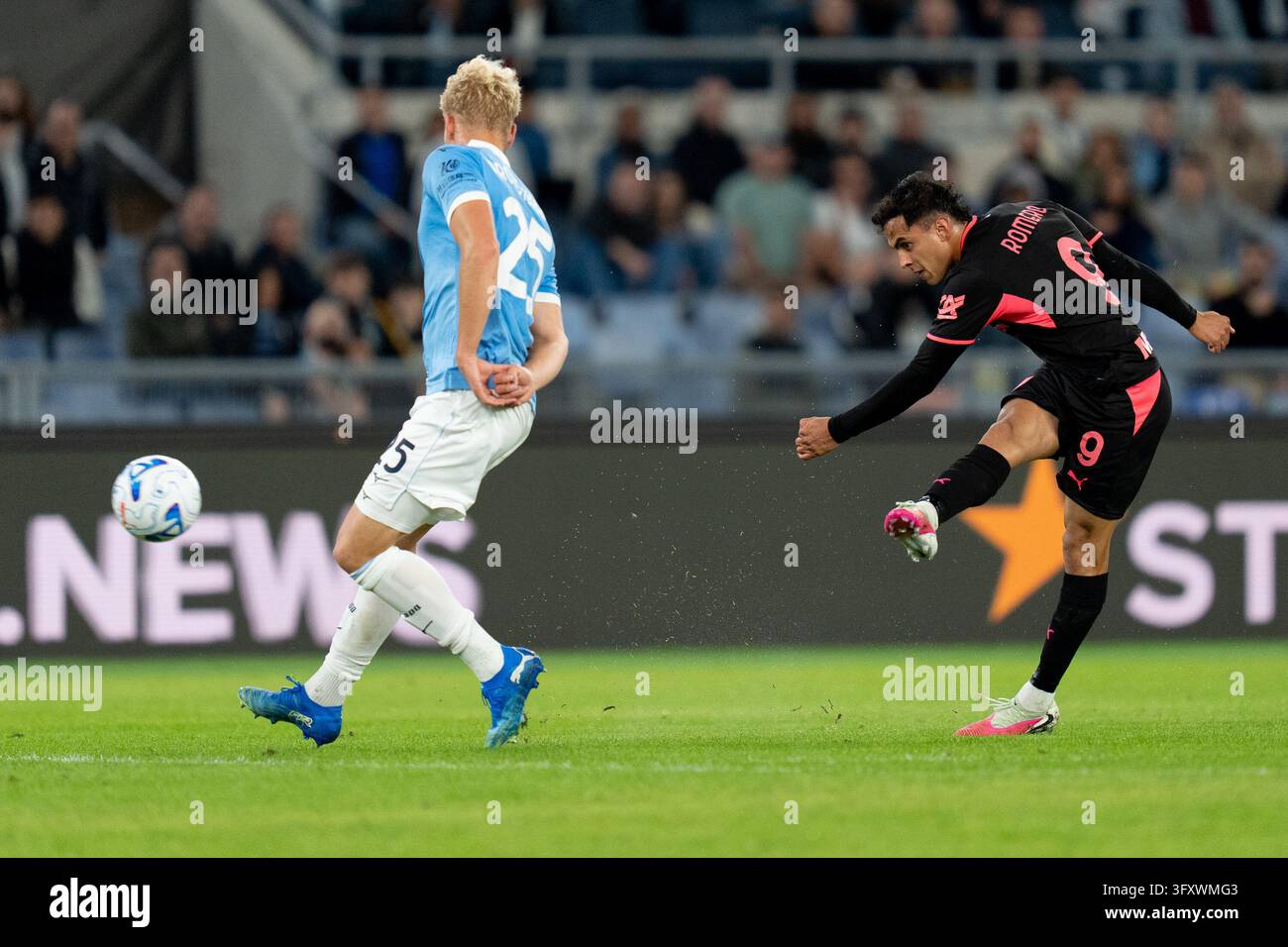 Jose David Romero of Parma Calcio 1913 in action during the Serie A ...