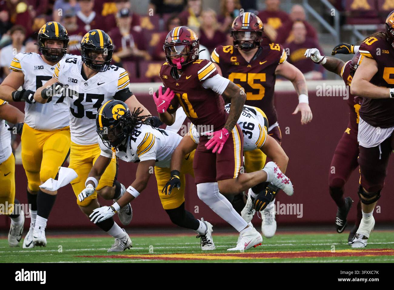 October 24, 2026, Shoreview, Minnesota, USA: Minnesota Golden Gophers ...