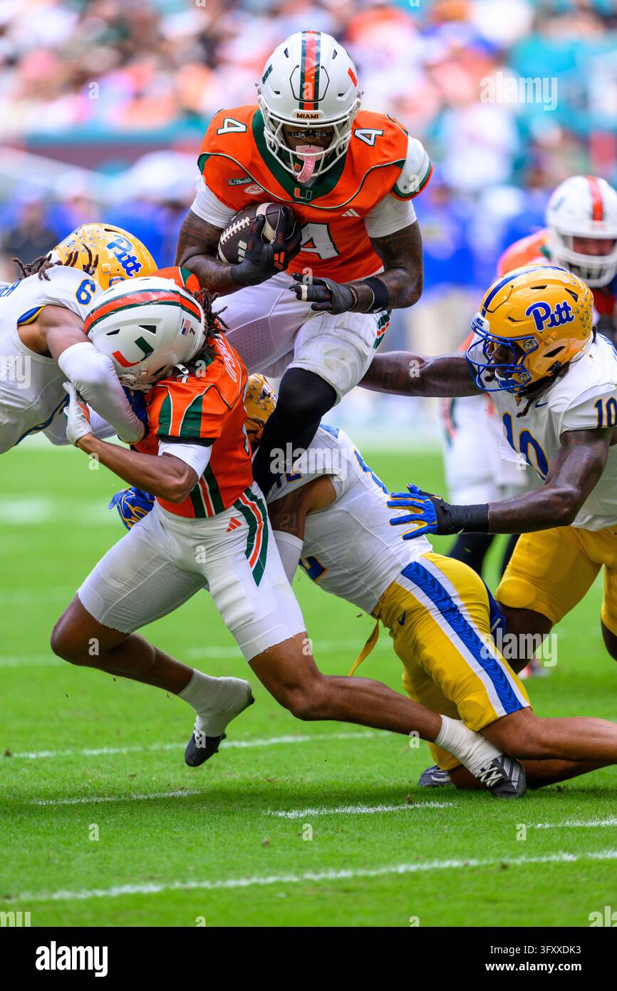 MIAMI GARDENS, FL - OCTOBER 24: Miami Hurricanes running back Mark ...