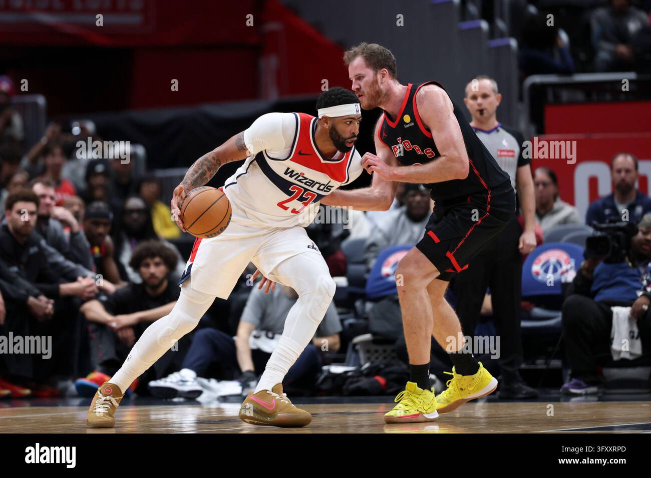 Terrence Anthony Washington Wizards forward Anthony Davis (23) handles the ball against ...