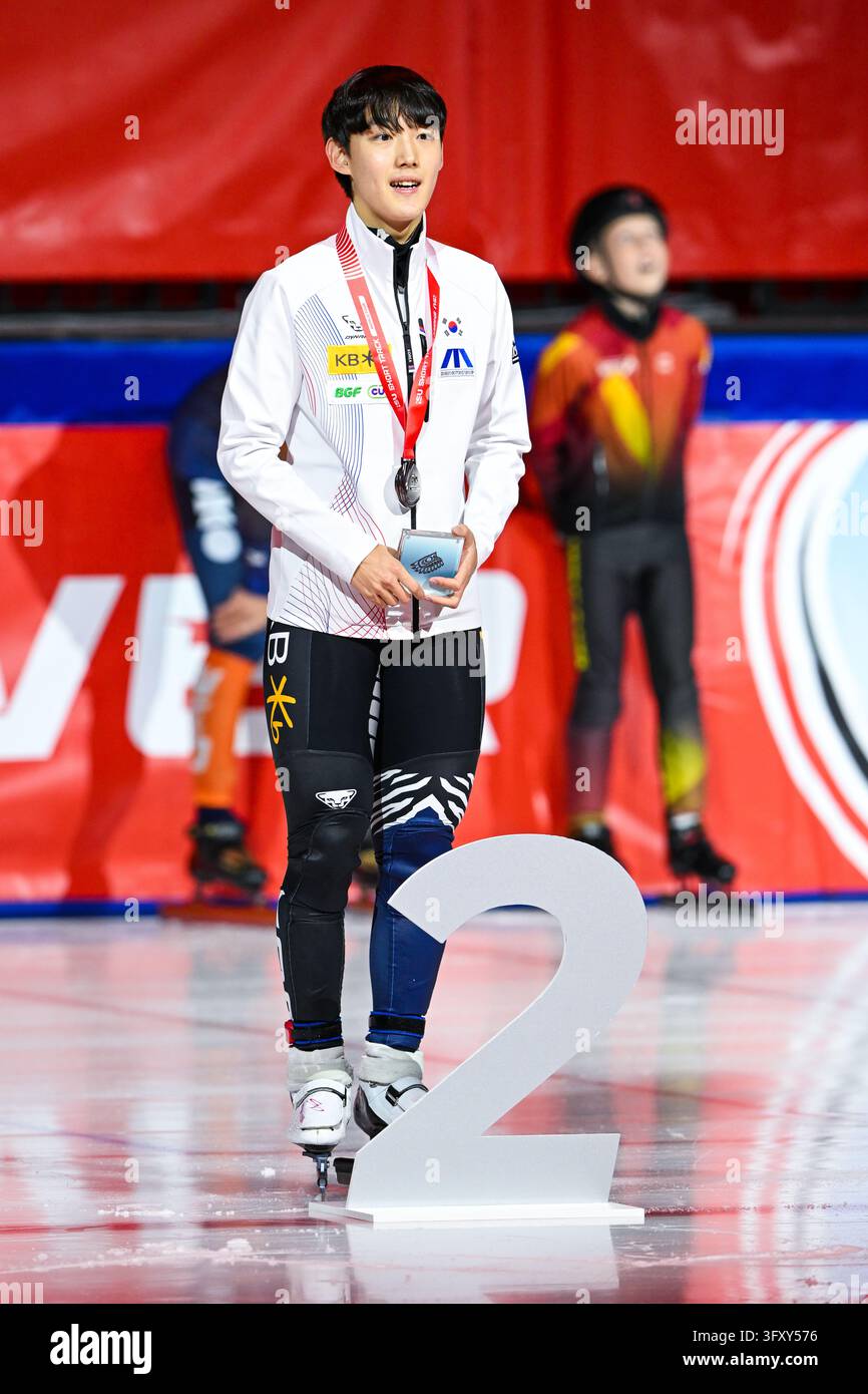 VANCOUVER, CAN - OCTOBER 25: Jongun Rim of South Korea during World ...