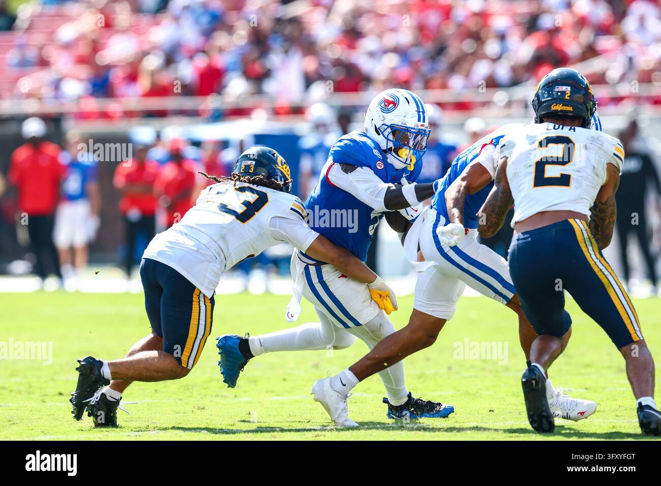 DALLAS, TX - October 24: SMU Mustangs tight end Randy Pittman Jr. (#5 ...