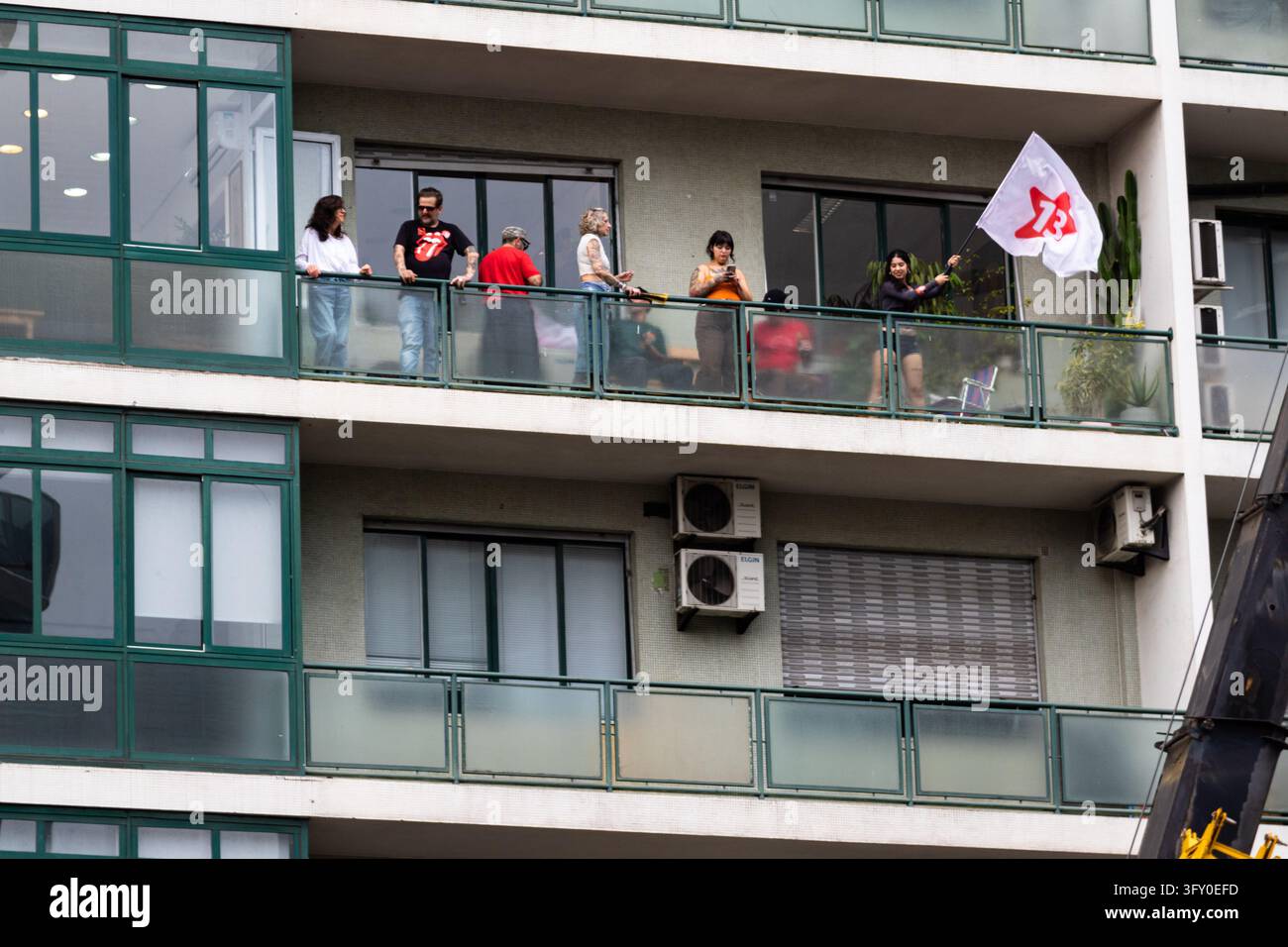 Day Support Building SaO PAULO, SP - 24.10.2026: DEMONSTRATION IN SUPPORT OF LULA IN SaO PA ...