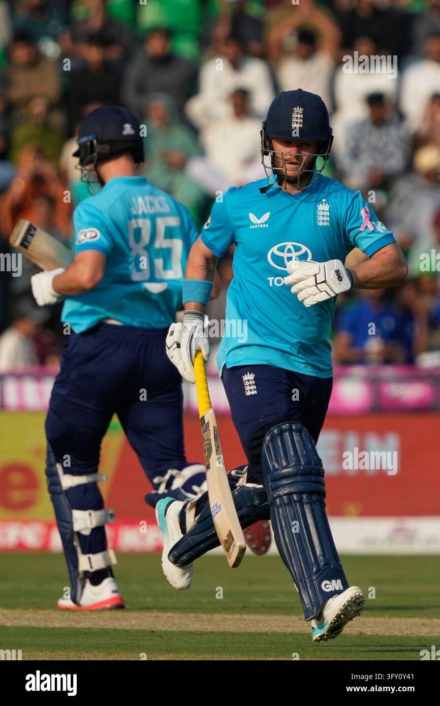 Wikets Vector England's Ben Duckett and Will Jacks run between the wickets during the ...