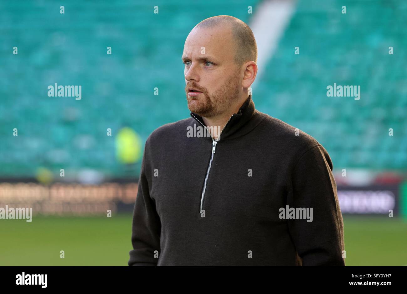 Hibernian manager Marink Reedijk arriving before the William Hill ...